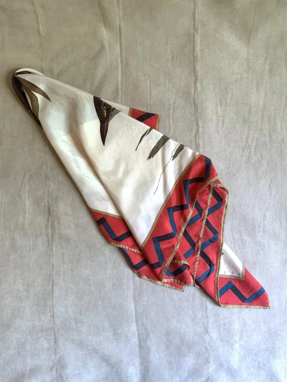 Vintage Perry Ellis Silk Scarf 31” Square Rolled Hem Bird Design - Picture 3 of 10